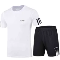 Sports seco rápido Sports de manga corta para hombres Fitness de verano corriendo Camiseta informal de Corea Slim Fit