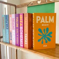 Libri di libri di tavolini finti in stile vacanza Box Box Designer Designer Decoration Libri Studio Shelf Props Libri Decorazione del soggiorno L220711