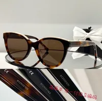 نظارة شمسية للنساء للنساء أحدث الأزياء الأزياء نظارات شمس الرجال Gafas de Sol Top Quality Glass UV400 مع مربع مطابقة عشوائي 5414