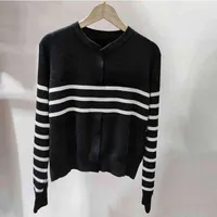 CE Home 2022 Autumn and Winter Round Neck Cardigan Cardigan Black and White Stripes Slim Fit Thined Out Out Sweater Sweater Style Women’s Style