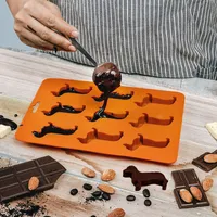 Glassverktyg Creative Silicone Dachshund Puppy Shaped Cube Chocolate Cookie mögel Diy Home Ice Tray Kitchen Tool 20220428 E3