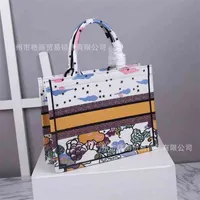 Fashion New Book Bag Old Flower Tiger Three-dimensional Handbags Embroidery Canvas Tote Reusable Foldable Shopping Bags Custom Wholesale