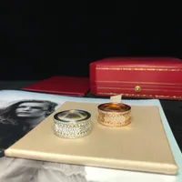 여성을위한 반지 고급 디자이너 링 고품질 결혼 반지 웨딩 발렌타인 데이 선물 선물 절묘한 외관 스카프 Doub306s