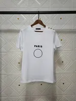 23 cores designer mulher camiseta moda moda de moeda de moeda impressão com botão ombro up tee de algodão branco de algodão curto verão para amantes tshirts