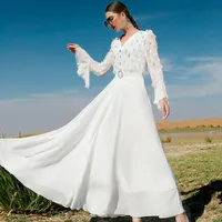 Этническая одежда Стильное белое шифоновое платье макси. Шал