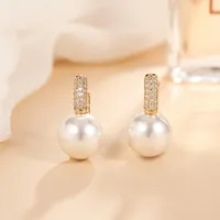 Stud klassische Hochzeitsfeier Schmuck Luxur Zirkon Ohrringe eleganter Kristallperlenohrring für Frauen Accessoires