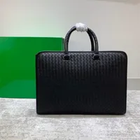 Luxur Designer Portfölj för män äkta läderföretag Laptop Bag Hand Weaving Attache Case med avtagbar rem