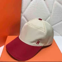 Designer Ball Caps h Color Blocking Flat Top Baseball Cap Fashion Korean Version Trend Sunscreen Sunshade Hat Net Red Same Style Duck Tongue Hat for Men and