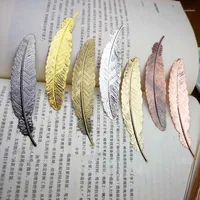 Creative Metal Feather Bookmark Vintage Cool Page Book Markers School Supply1