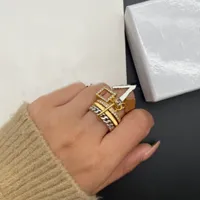 Designer Ring For Women Sieraden Silver Gold Love Rings Letter With Box Fashion Men Wedding Thre in One Ring v Lady Party Gifts 6 7 8