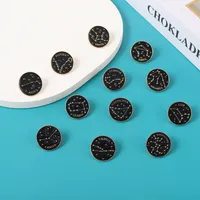 Cartoon Black Round Badge Constellation Simbolo Significato Spille di smalto per spilli di smalto
