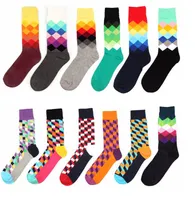 24 adet = 12 pairs Yüksek Kalite Marka Mutlu Çoraplar İngiliz Tarzı Ekose Çorap Degrade Renk Erkek Moda Kişilik Pamuk Çorap