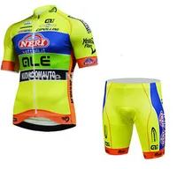 Venta al por mayor-Bicycle Pants a prueba de viento Sportswear / Bike MTB Conjunto de ropa de verano con pantalones de babero de ciclismo Gel de secado rápido para
