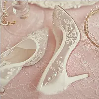 Belles chaussures de mariage à talons hauts dentelle strass printemps chaussures de robe de mariée sexy creux transparents bout pointu chaussures de ville
