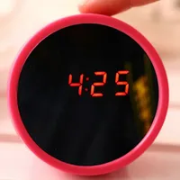 Creative Beauty Mirror Electronic Clock Ledd Mute Alarm Clock kan vara som en spegel spegel spegel presentklocka