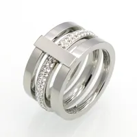 2017 marca 316L acciaio al titanio gioielli all'ingrosso 3 strati con anelli di diamanti per donna anello di nozze gioielli oro 18 carati / argento / colore rosa