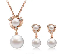 Europäische und amerikanische High-End-Mode neue Schmuck Sets Perlen Halskette Ohrring Stück beliebte Atmosphäre für Mädchen und Frauen Design