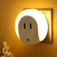 İşlevli LED Gece Işıkları Işık Sensörü ve Çift USB Duvar Plakası Şarj Akıllı Tasarım Işık Yatak Odası için AC100-240 V 5 V 2A