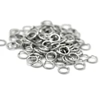 In bulk 500 stks / partij, kwaliteitsdelen, sterke sieraden vinden markering 316L roestvrij staal 5x0.8mm mm jump ring open ring zilver