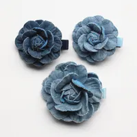 Topkwaliteit 16 stks / partij Floral Haaraccessoires Navy Blue Camellia Bloem Baby Meisjes Haarspelden Cowboy Materiaal 5cm Diameter Haarklemmen