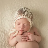 Coton souple bébé fille mignon dentelle chapeau bébé enfant toddler vêtements brodé capuchon pour bébé nouveau-né