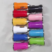 500 sztuk / partia Uniwersalna Mini USB Car Charger Universal Adapter USB Kolorowa ładowarka samochodowa do telefonu komórkowego