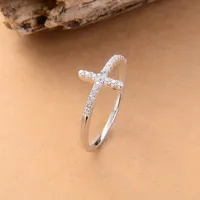 Tendencia de lado cruzado anillos plateados plata joyería de moda envío gratis chapado en oro rosa anillo de bodas de la vendimia de cristal para las mujeres