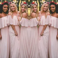 Nieuwste blos roze bohemien-stijl bruidsmeisje jurken sexy ruches off shoulder chiffon lange prom jurken goedkope mooie feestjurk voor bruiloften