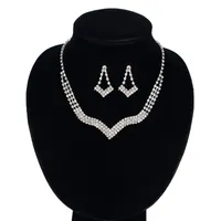 Joyería de color plata Crystal Necklaces Earrings Sets Conjuntos de joyería de la boda Rhinestone para las mujeres de novias Set Accesorios al por mayor