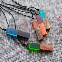 Trendy Woman Resin Wooden Handmade Pendant Wood Men Necklace Jewelry Natural Wood Beads Rope Chian Christmas Gift