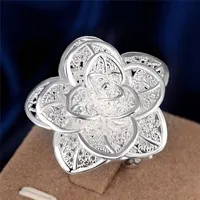 Heta erbjudanden 925 Sterling Silver Plated Flower Charm Finger Ringar Kvinnor Fashion Party Smycken Bröllopsgåvor Gratis frakt