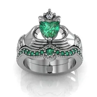 Eternal Claddagh Ring Sets Luxury 10kt Vit Guld Fylld 1CT Heart Green Sapphire Kvinnors Engagemang Bröllopsring för Kvinnor Presentstorlek 5-11