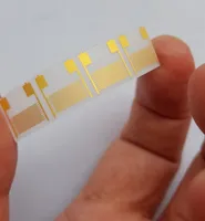 100um Polietilen tereftalat Kondansatör Sensörü Altın Elektrot PETFlexible Interdigitated Elektrot 10mm * 10mm