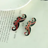 Vintage Brytyjska Flaga Wąsy Broszki Pinki Mały Rozmiar Emalia Lapel Pinki Dla Kobiet Mężczyzna Dzieci Ubrania Koszula Akcesoria Broda Odznaka Decor