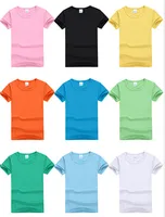 Casual Multiple Solid Color Short Sleeve T-shirt för män Kvinnor Kids Kids Godkvalitet Crew Neck Tees Summer Lovers Family Tops