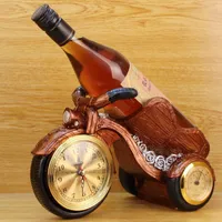 Arts et artisanat Moto-Figurine Figurine Titulaires de rack Résine Porte-bouteille de vin avec montre Thermomètre Romantique Dîner
