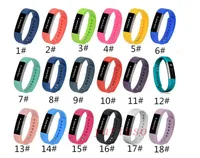 100% de haute qualité 2016 nouvelle bande de poignet de remplacement en silicone sangle fermoir pour Fitbit Alta montre Smart Watch Bracelet 18 couleur