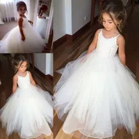 Pretty Lace Flowergirl Dresses 2018 White Floor Length Jewel Neck Backless Bowknot Tulle Girls Wedding Party Communion Pageant Go111wns