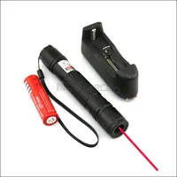 RX2 650nm Svart Justerbar fokus Röd laserpekare Pen Beam Ljus Vattentät med batterier Laddare