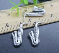 Wholesale 30pcs Sax Saxophone Alloy Charms Pendant Retro Jewelry Making DIY Keychain Ancient Silver Pendant For Bracelet Earrings 27*17mm