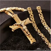 Mode Europese en Amerikaanse prachtige punk stijl sieraden Jezus Christus goud kruis titanium stalen hanger ketting groothandel