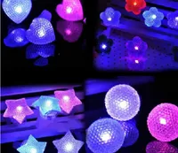 LED Işık Up Yanıp Parmak Yüzük Glow Parti Iyilik Glow Çocuk Oyuncakları Yanıp Sönen Doğum Günü Noel Partisi Dekorasyon SN218