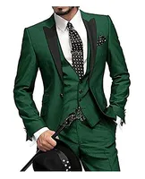 Najnowszy projekt 2018 Męski garnitur Zielony Slim Klasyczny Groom Wedding Ball Dress Włochy Custom 3 Piece Kurtki Kamizelki Spodnie
