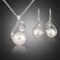 Women Crystal Pearl Pendant Necklace Earring Set Jewelry Silver Plated Chain Statement Necklace Jewelry Sets Gift for Girl Lady Cheap