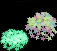 3cm Star Wall Stickers Stereo Plastic Fluorescerande Paster glödande i det mörka dekalet för baby rum sn1253