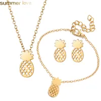 New Fashion Cute Jewelry Set Hollow Out Pineapple Pendant Collana Bracciale Orecchini Set Accessori Accessori Unico Regali per le donne ragazze