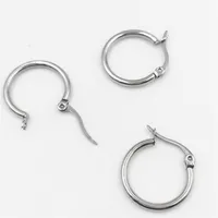 50st / lot grossist smycken rostfritt stål fynd silverfärg örhängen hoop för öron DIY droppe örhängen hoop inställningar