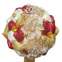 ルクシーの人工的な結婚式の花束の手作りリボン赤象牙のバラの花ゴールドクリスタルブライダルウェディングブーケブライドメイド結婚式のアクセサリー