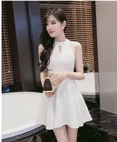 Nachtclub Damesjurk Zomer Koreaanse versie Sexy Kleine jurk met blote schouders en rug opknoping nek om dunne taille gratis verzending te tonen