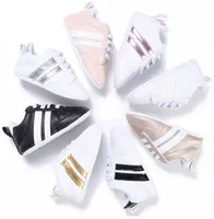 Yeni Moda Sneakers Yenidoğan Bebek Beşik Ayakkabı Erkek Kız Bebek Yürüyor Yumuşak Sole Ilk Walkers Bebek Ayakkabıları